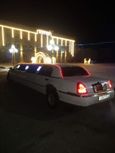  Lincoln Town Car 2001 , 600000 , 