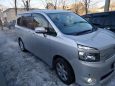    Toyota Voxy 2009 , 830000 , 