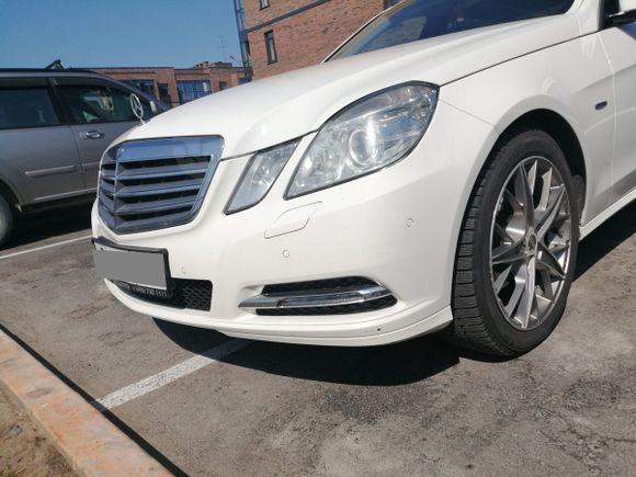  Mercedes-Benz E-Class 2011 , 1400000 , 