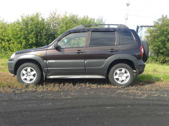 SUV   Chevrolet Niva 2009 , 329000 , 