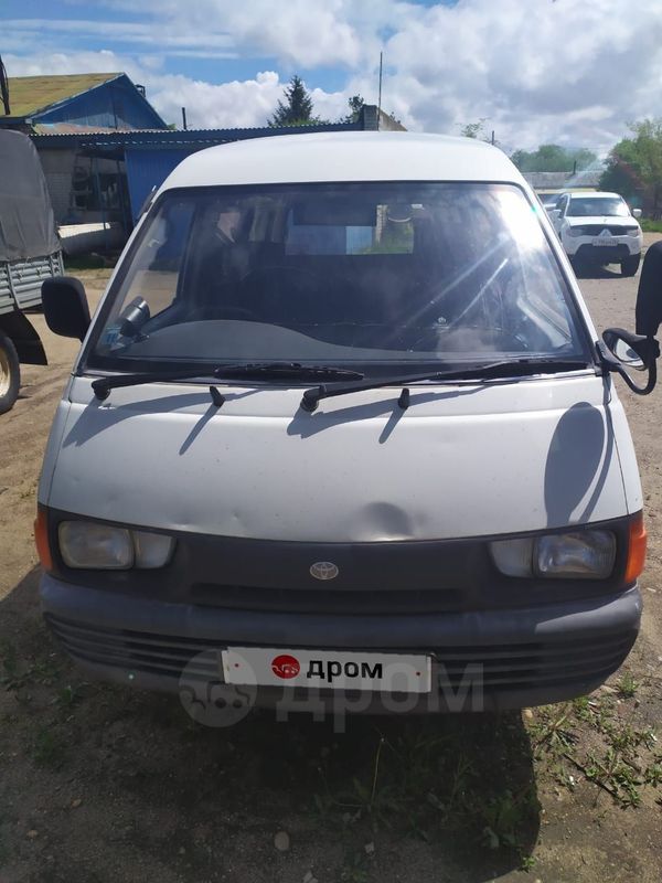    Toyota Town Ace 1996 , 210000 , 