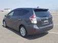    Toyota Prius Alpha 2015 , 1080000 , 