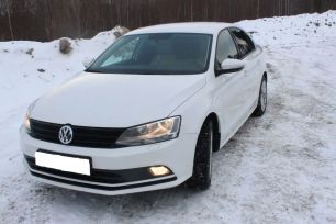  Volkswagen Jetta 2015 , 800000 , -