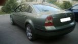  Volkswagen Passat 2000 , 285000 , 