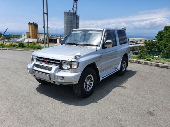  3  Mitsubishi Pajero 1997 , 395000 , 