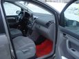    Volkswagen Touran 2009 , 700000 ,  