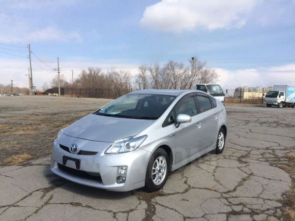  Toyota Prius 2011 , 685000 , 