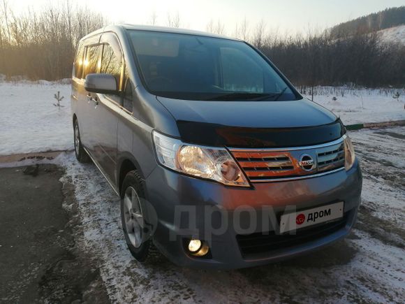    Nissan Serena 2008 , 700000 , 