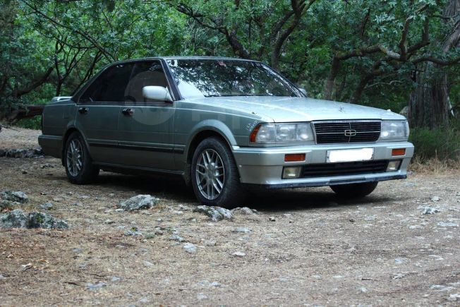  Nissan Gloria 1987 , 200000 , -