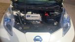  Nissan Leaf 2011 , 400000 , --