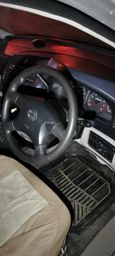    Nissan Bassara 2001 , 260000 , 