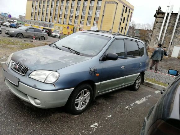    Kia Carens 2001 , 173000 , 