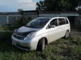    Toyota Isis 2005 , 445000 , 