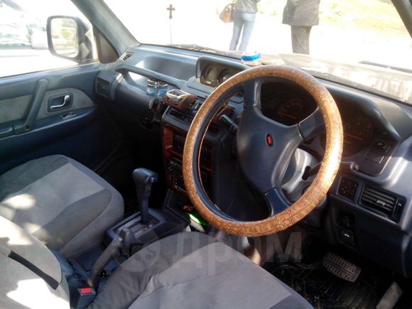 SUV   Mitsubishi Pajero 1993 , 300000 ,  