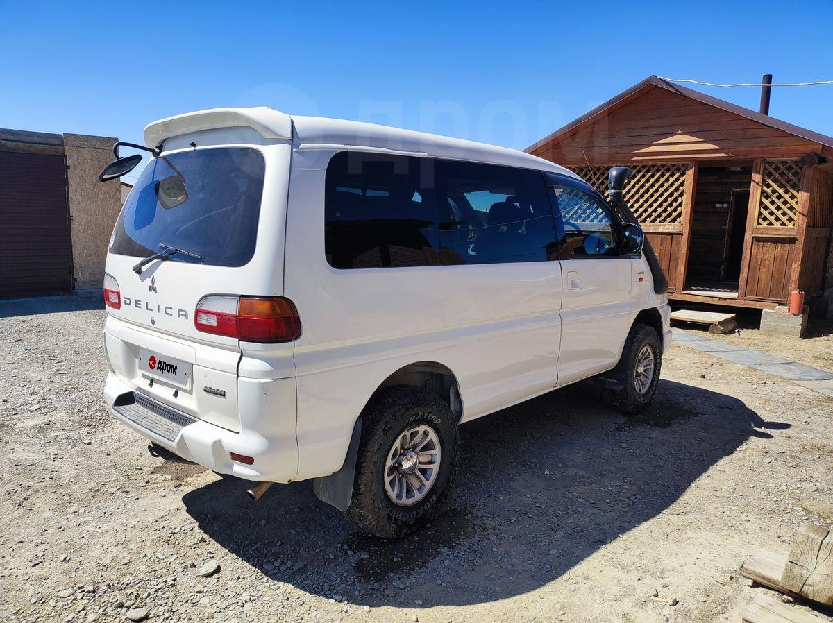 Mitsubishi Delica 2002 в Горно-Алтайске, продам подготовленную машину для  отдыха, в хорошем состоянии, лифт 5см, шноркель, пробег 150000 км, 3 литра,  АКПП, бензин