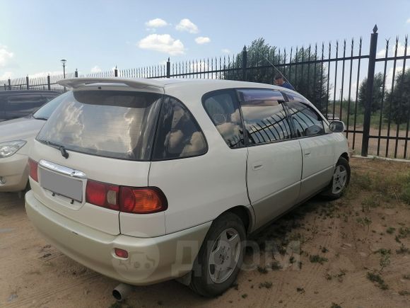    Toyota Ipsum 1998 , 380000 , -