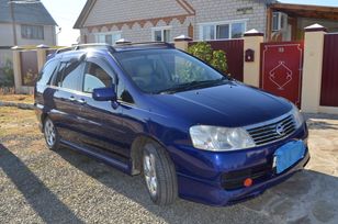    Nissan Prairie 2002 , 320000 , 