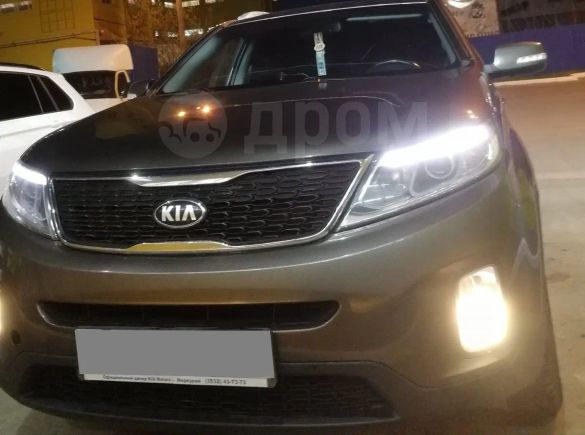 SUV   Kia Sorento 2013 , 900000 , 