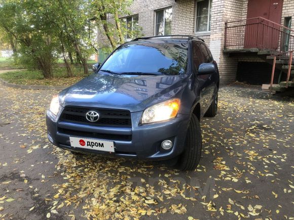 SUV   Toyota RAV4 2010 , 899000 , -