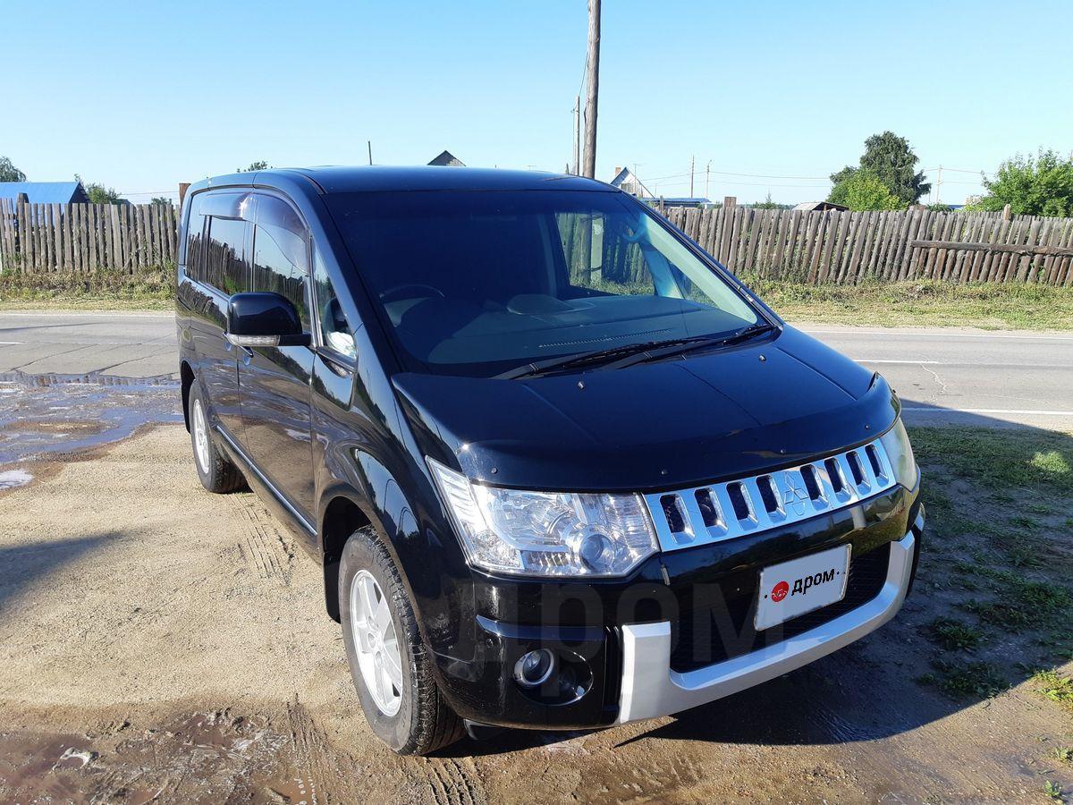 Делика иркутск. Делика д5 Roadest. Mitsubishi Delica d:5 2.0 Roadest g Power package (8 Seater). Задняя дверь Делика д5. Мицубиси Делика д5 отзывы владельцев.