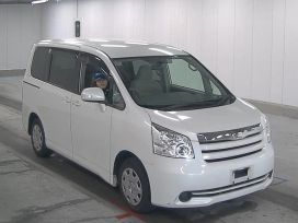    Toyota Noah 2008 , 305000 , 