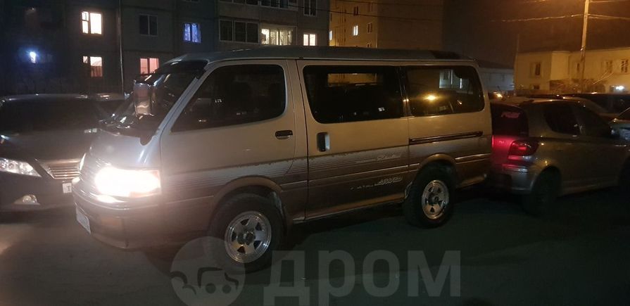    Toyota Hiace 1997 , 375000 , 