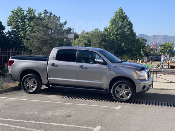  Toyota Tundra 2008 , 1800000 , 