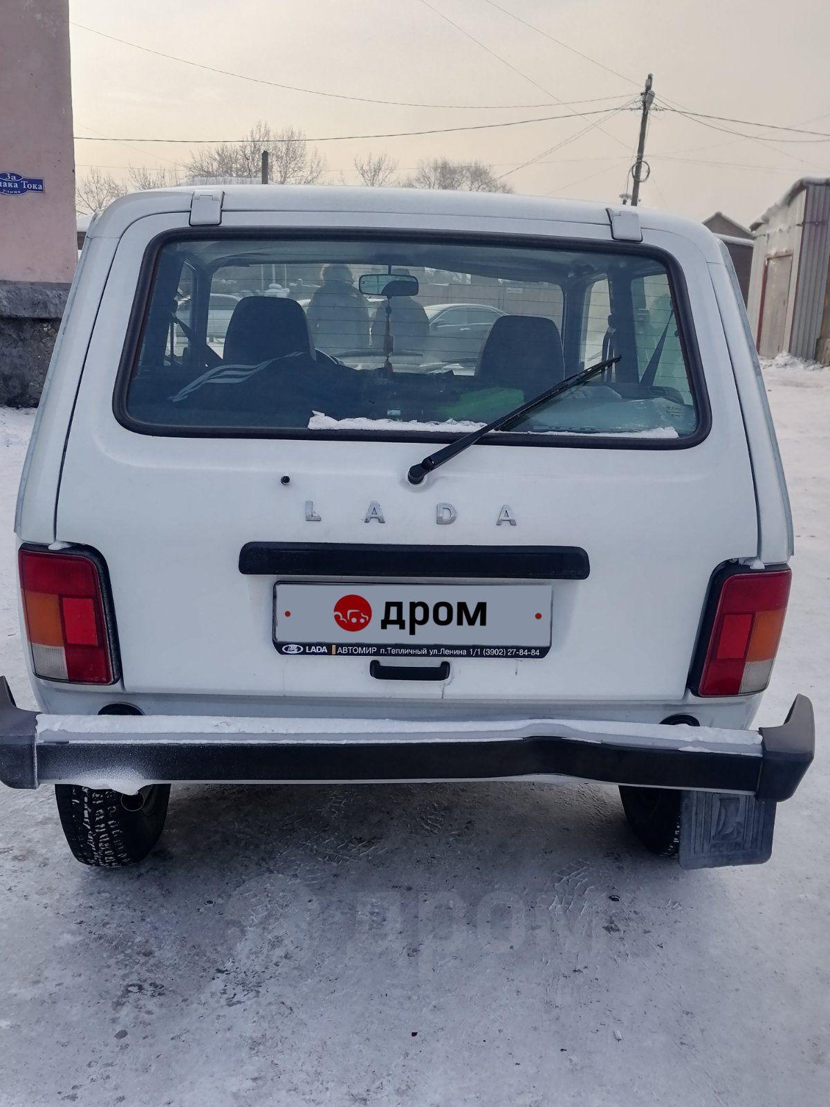 Продажа Лада Нива 2121 19 года в Кызыле, ОТС, машина как новая, торг есть,  обмен нет, бензиновый, механика, цена 600тыс.рублей, 1.7 л., полный привод