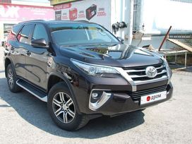 SUV   Toyota Fortuner 2017 , 2000000 , 