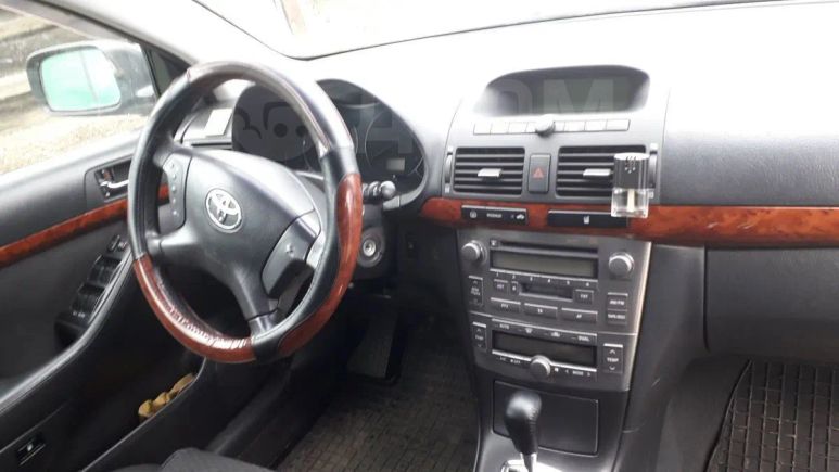  Toyota Avensis 2006 , 565000 , 