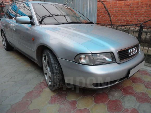 Audi A4 1998 , 205000 , 