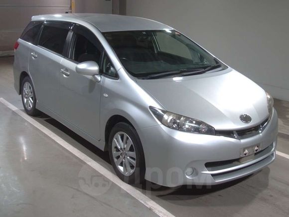    Toyota Wish 2010 , 785000 , 