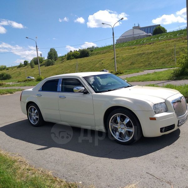  Chrysler 300C 2004 , 850000 , 