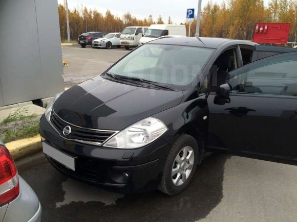  Nissan Tiida 2011 , 400000 , -