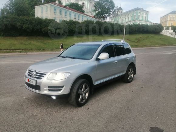 SUV   Volkswagen Touareg 2007 , 900000 , 