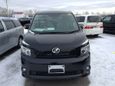    Toyota Voxy 2010 , 785000 , 