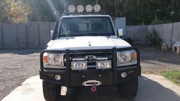 SUV   Toyota Land Cruiser 2012 , 2250000 , 