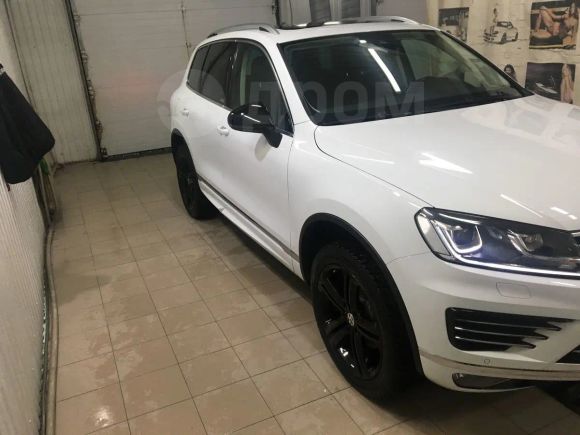 SUV   Volkswagen Touareg 2017 , 3400000 , 