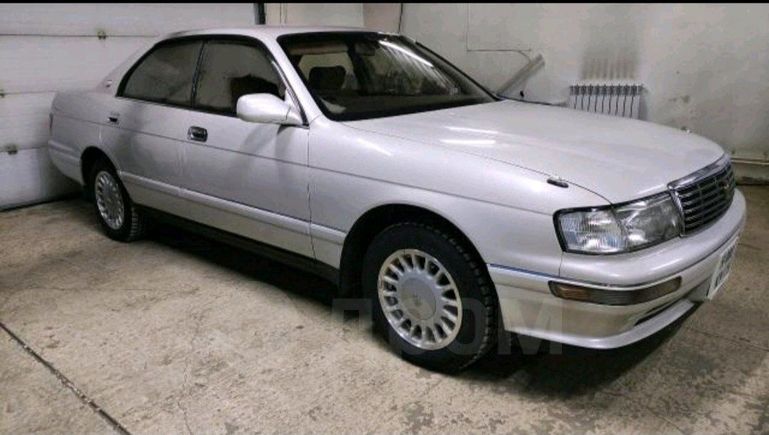  Toyota Crown 1993 , 700000 , 
