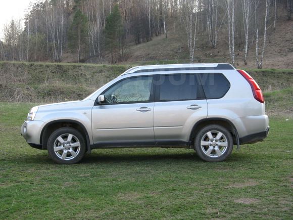 SUV   Nissan X-Trail 2010 , 900000 , 