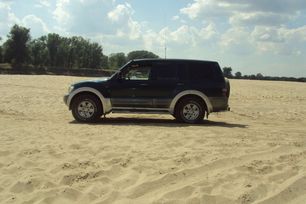 SUV   Mitsubishi Pajero 2000 , 480000 , 