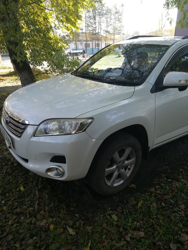 SUV   Toyota Vanguard 2009 , 870000 , 