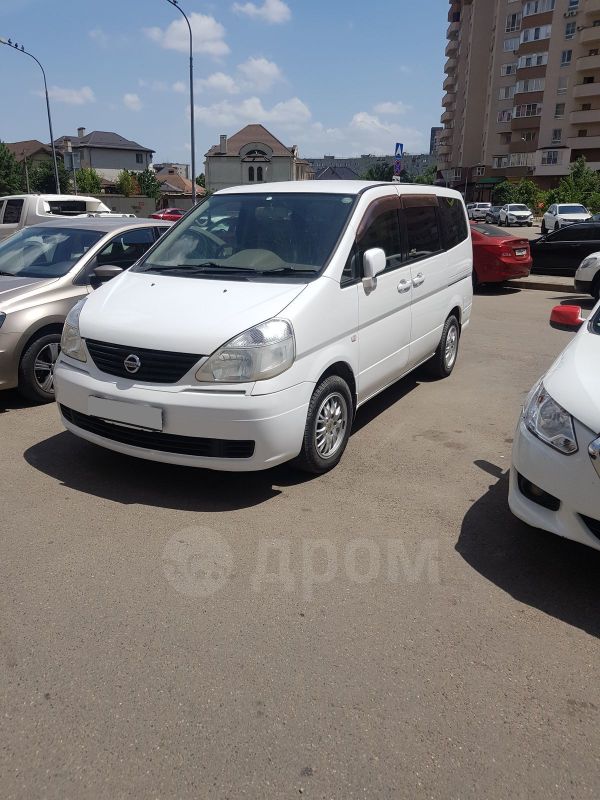    Nissan Serena 2002 , 320000 , 