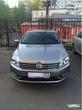  Volkswagen Passat 2013 , 1100000 , 