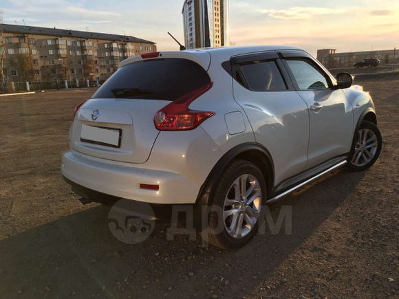 SUV   Nissan Juke 2011 , 745000 , -