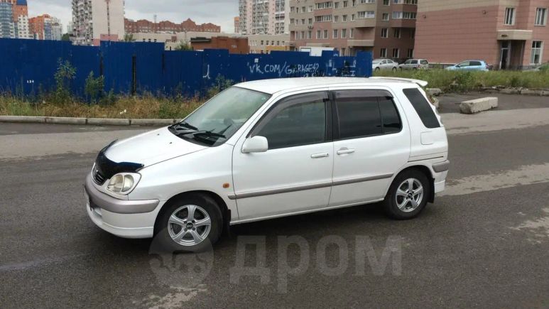  Toyota Raum 2001 , 205000 , 