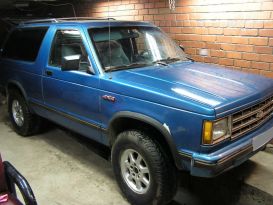 SUV   Chevrolet Blazer 1988 , 100000 , 