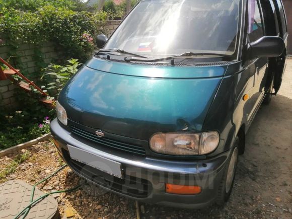    Nissan Serena 1995 , 180000 , 