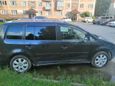    Volkswagen Touran 2005 , 580000 , 