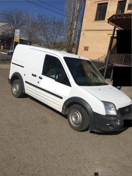    Ford Tourneo Connect 2010 , 400000 , 
